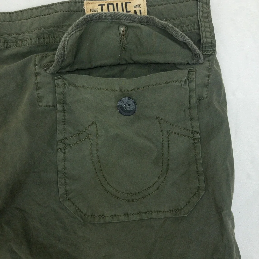 True Religion Terrain Cargo Shorts Mens 36 Olive Green Drawstring Zipper Pockets